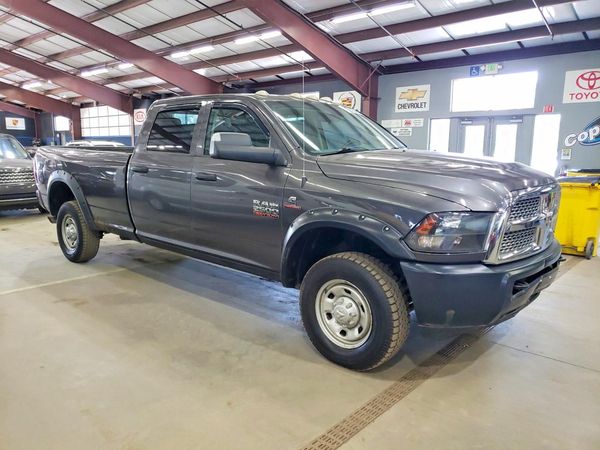 2014 RAM 2500 ST CREW CAB 4X4