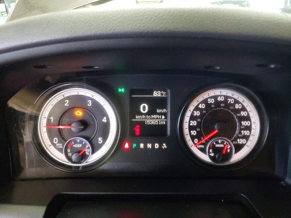 2014 RAM 2500 ST CREW CAB 4X4