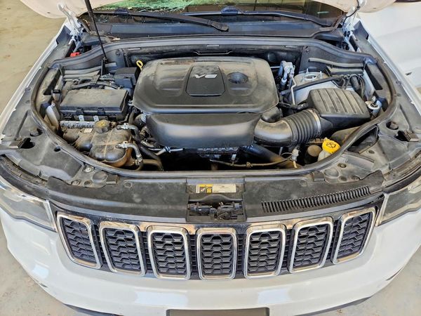 2017 JEEP GRAND CHEROKEE Limited