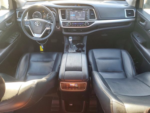 2016 TOYOTA HIGHLANDER Base/Hybrid