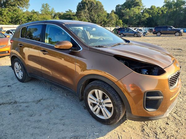 2017 KIA SPORTAGE LX