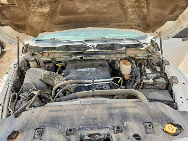 2018 RAM 2500 ST CREW CAB 4X4