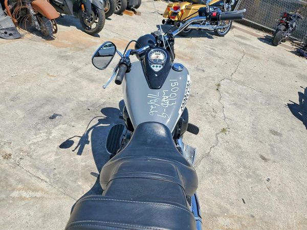 2024 KAWASAKI VN900 E