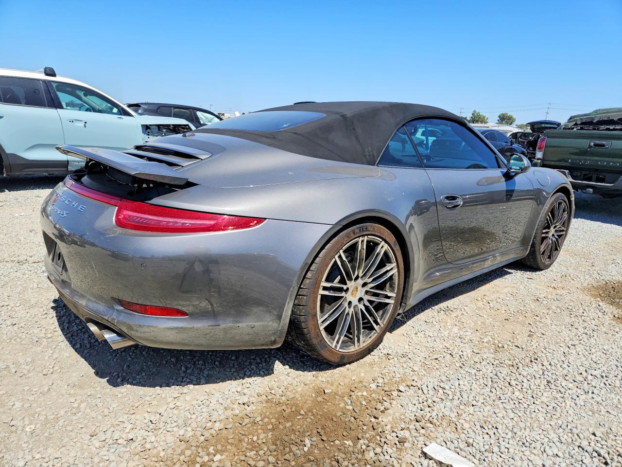2015 PORSCHE 911