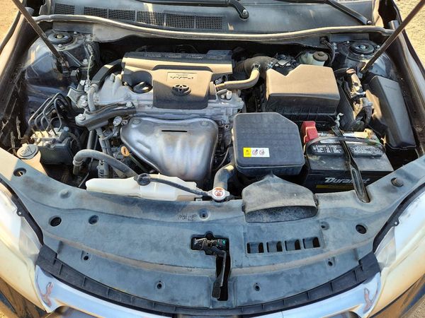 2017 TOYOTA CAMRY LE/SE/XLE/XSE — Engine bay