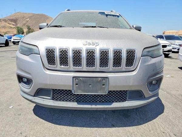 2019 JEEP CHEROKEE LATITUDE FWD