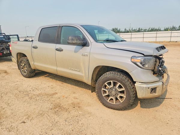 2020 TOYOTA TUNDRA SR5 Grade