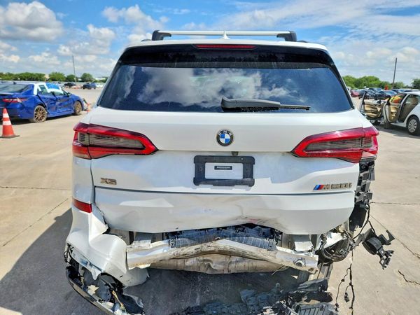 2020 BMW X5 M50i