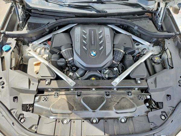 2020 BMW X5 M50i