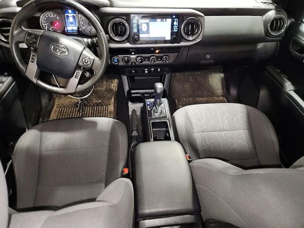 2018 TOYOTA TACOMA