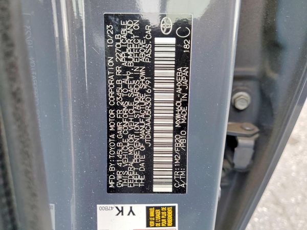2024 TOYOTA PRIUS