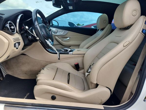 2017 MERCEDES-BENZ C C300