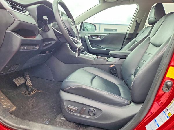 2020 TOYOTA RAV4 Limited