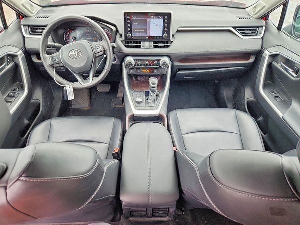 2020 TOYOTA RAV4 Limited