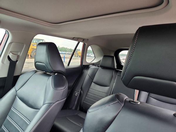 2020 TOYOTA RAV4 Limited