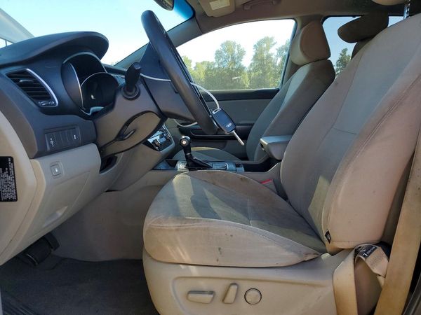 2015 KIA SEDONA GL - Middle-low