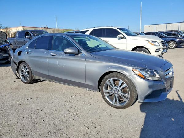 2015 MERCEDES-BENZ C Base
