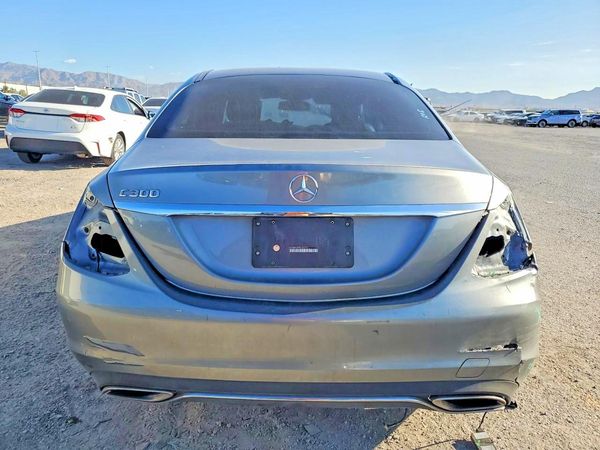 2015 MERCEDES-BENZ C Base
