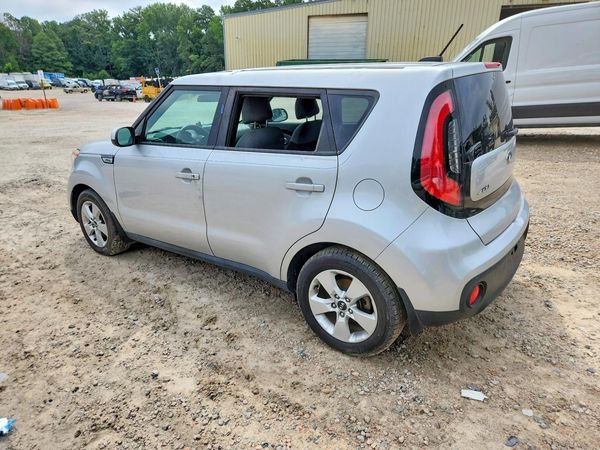 2017 KIA SOUL Base