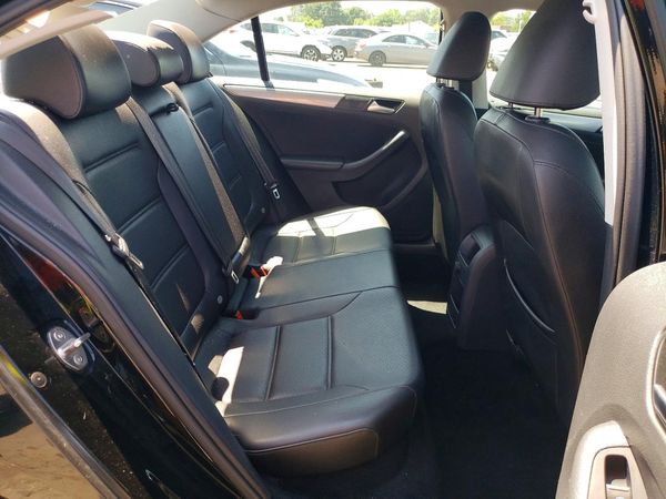 2017 VOLKSWAGEN JETTA