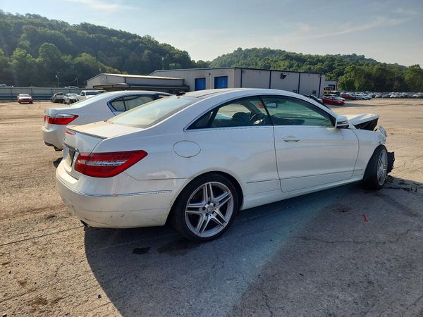 2012 MERCEDES-BENZ E
