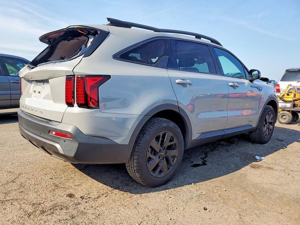 2022 KIA SORENTO