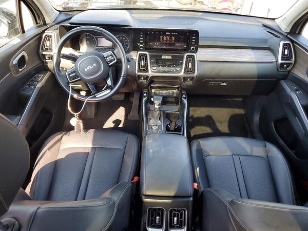 2022 KIA SORENTO