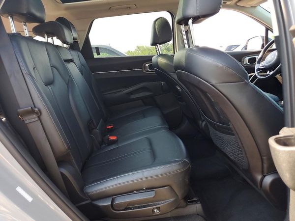 2022 KIA SORENTO