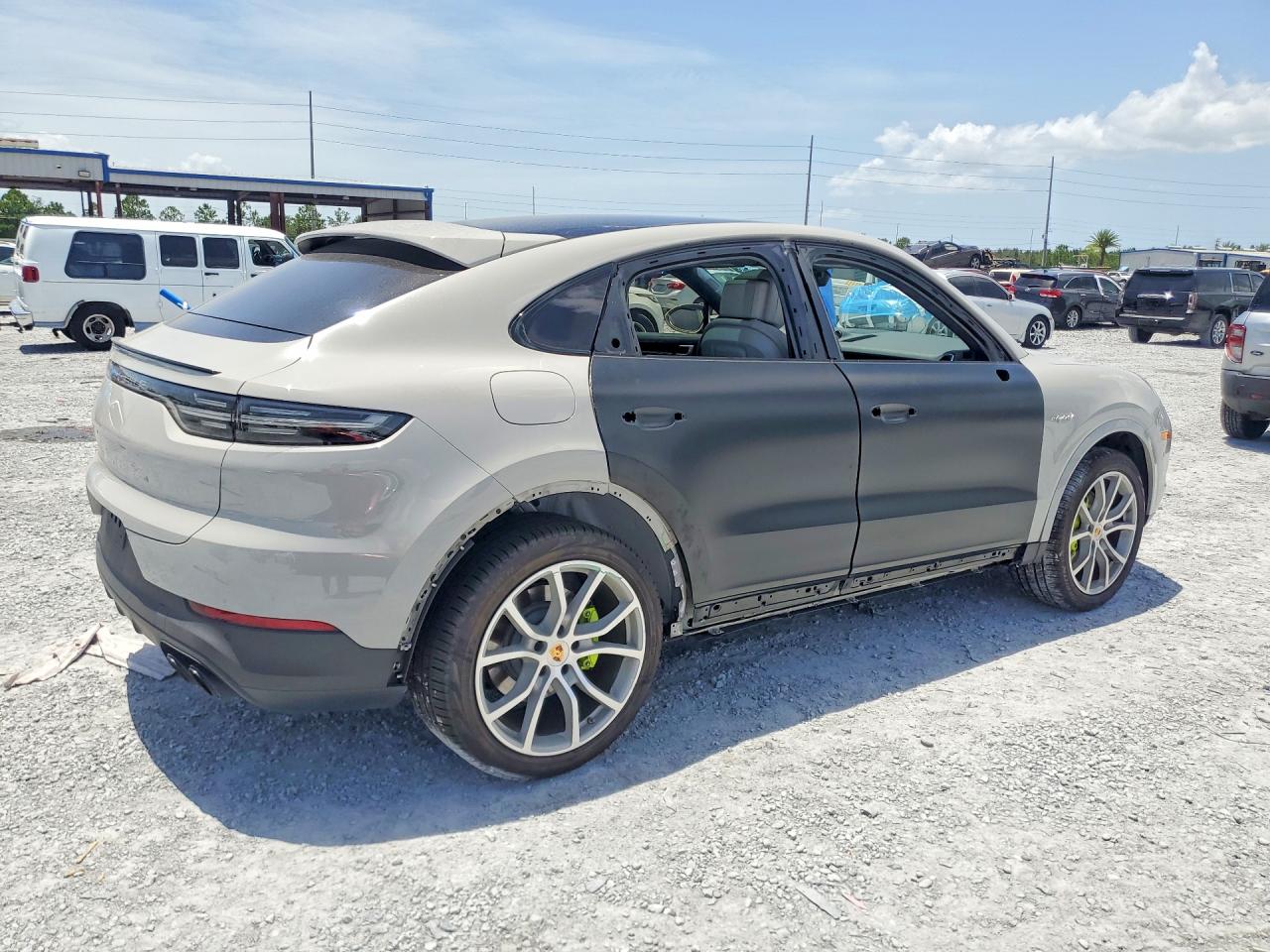2020 PORSCHE CAYENNE E-Hybrid Coupe