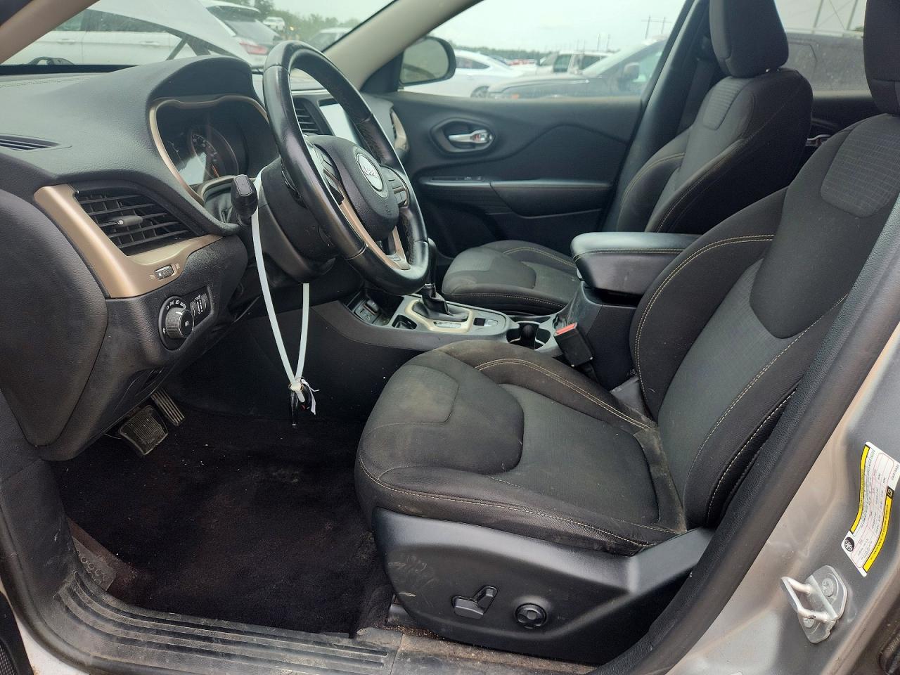 2016 JEEP CHEROKEE LATITUDE FWD