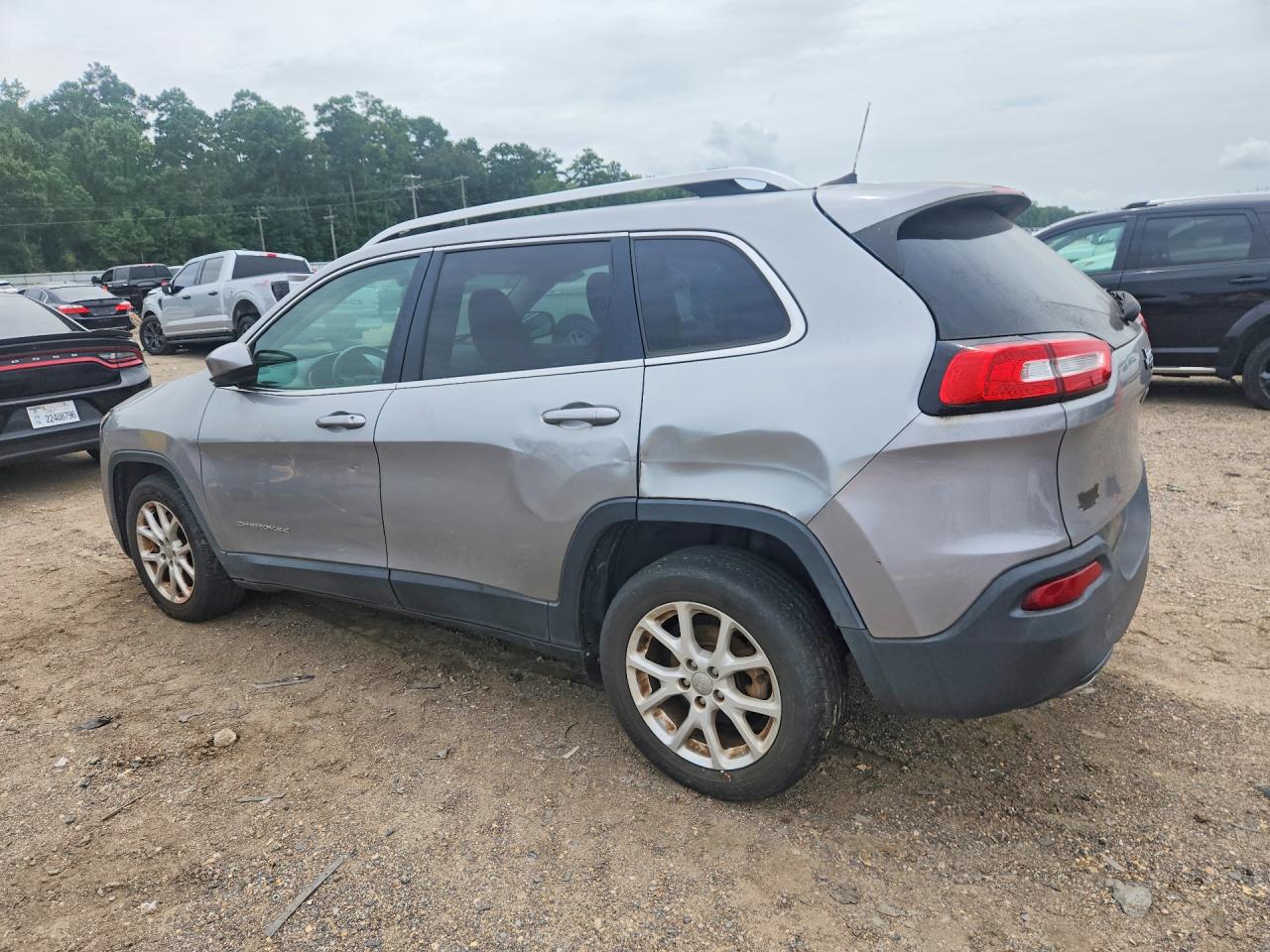 2016 JEEP CHEROKEE LATITUDE FWD