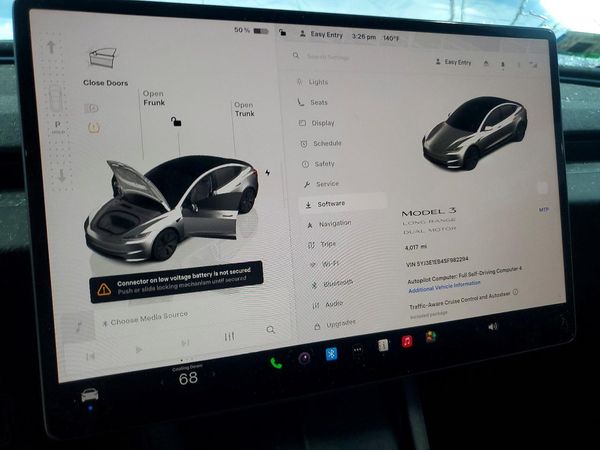 2025 TESLA MODEL 3