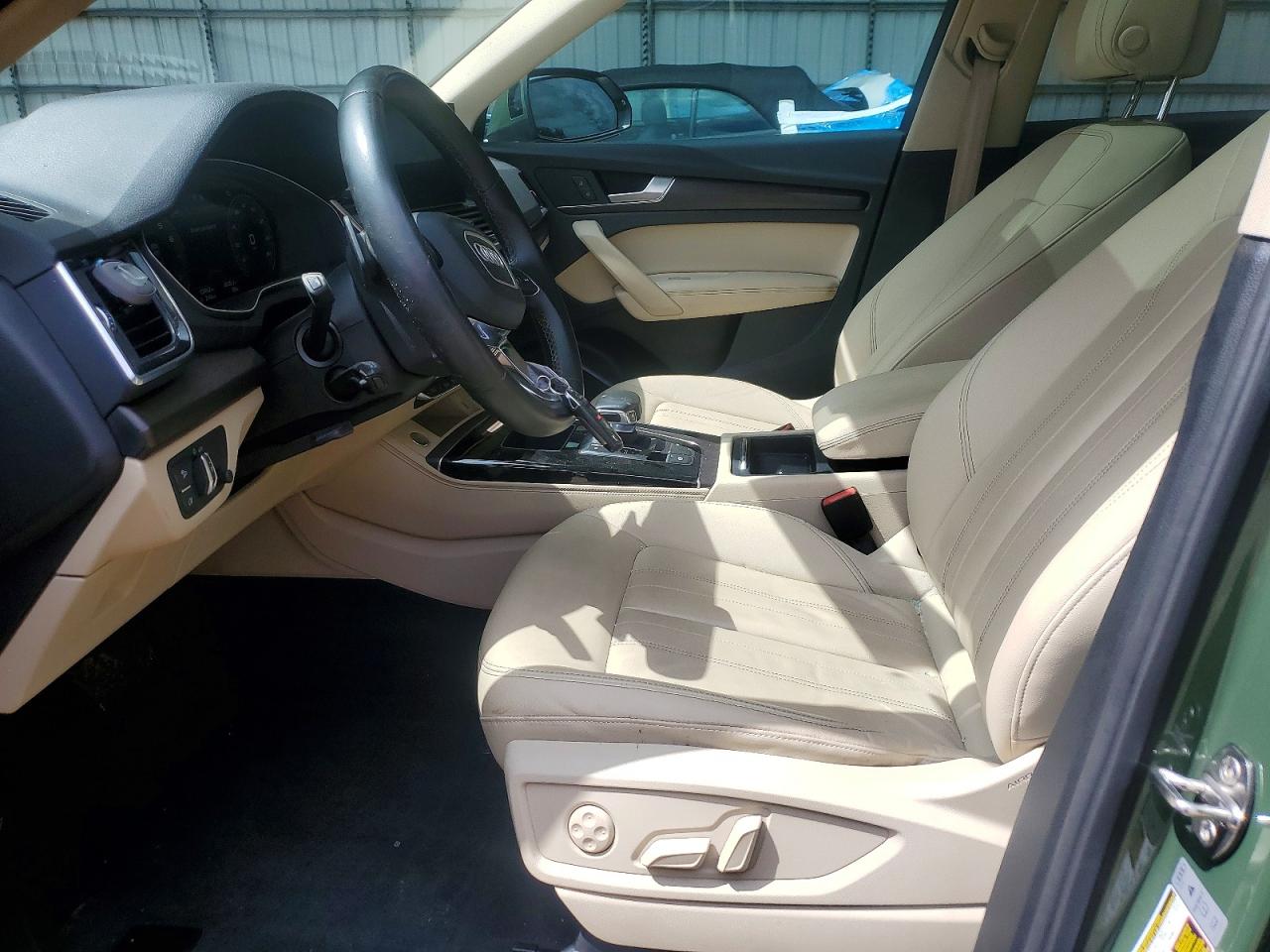 2022 AUDI Q5