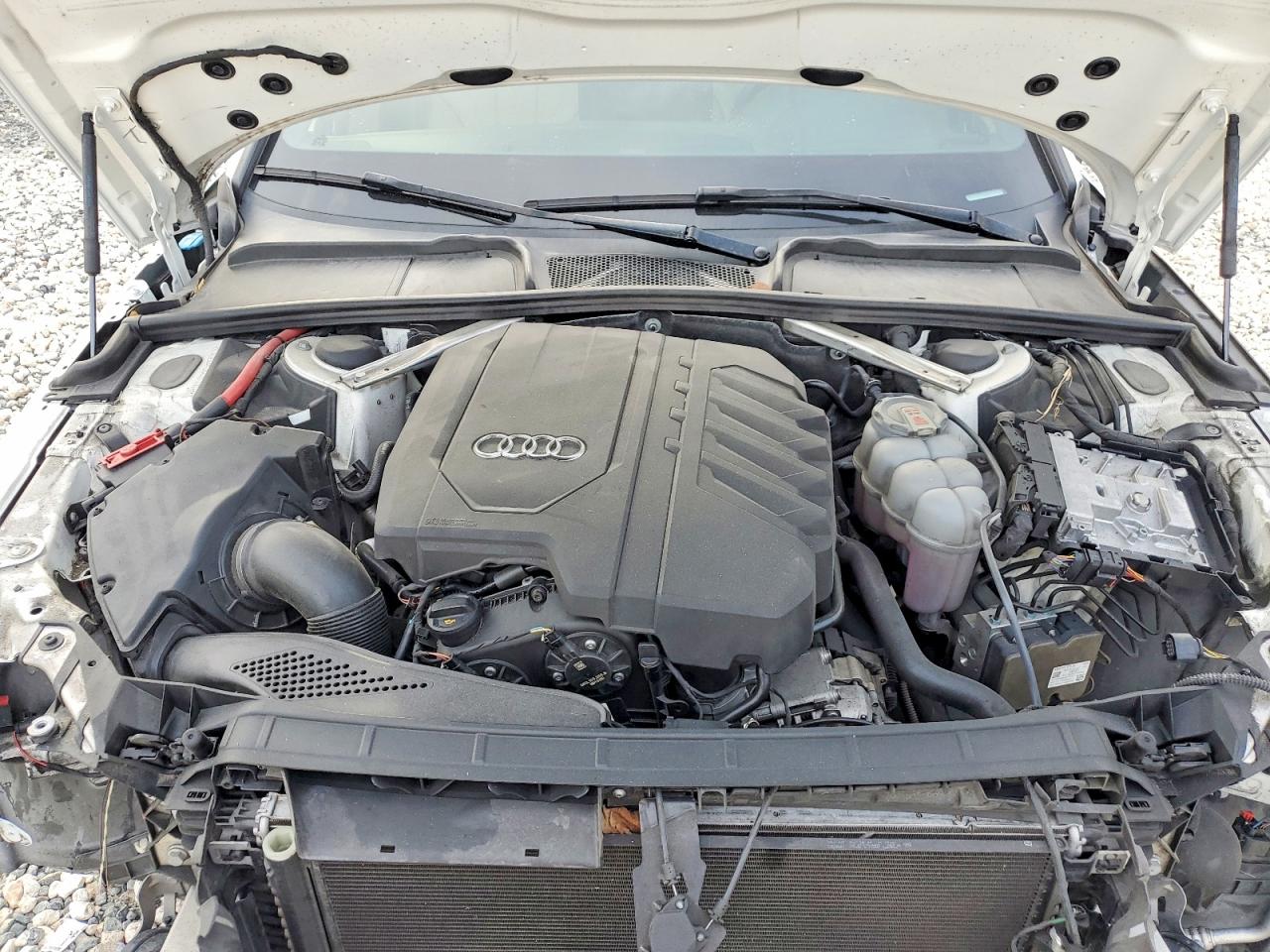 2021 AUDI A4 quattro Premium Plus
