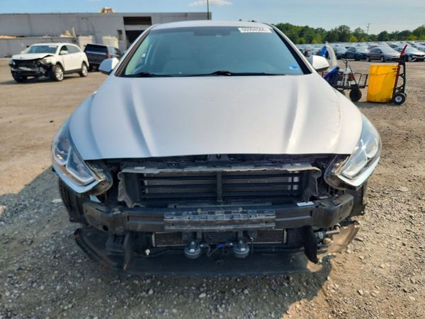 2019 HYUNDAI SONATA HYBRID Hybrid SE