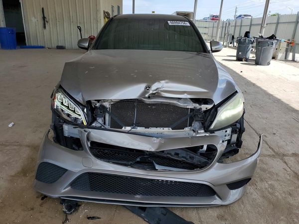 2019 MERCEDES-BENZ C C300
