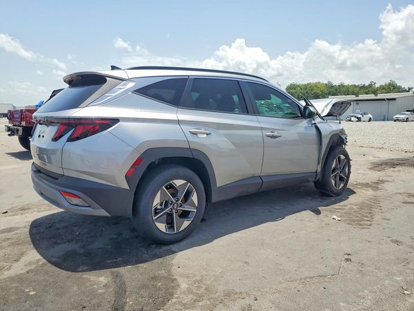 2026 HYUNDAI TUCSON SEL, SEL Plus