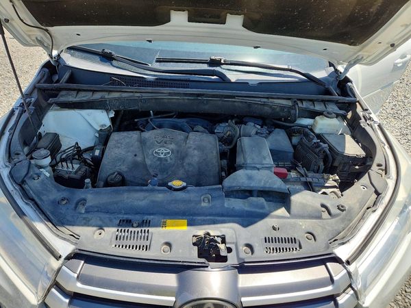 2017 TOYOTA HIGHLANDER LE/LE Plus