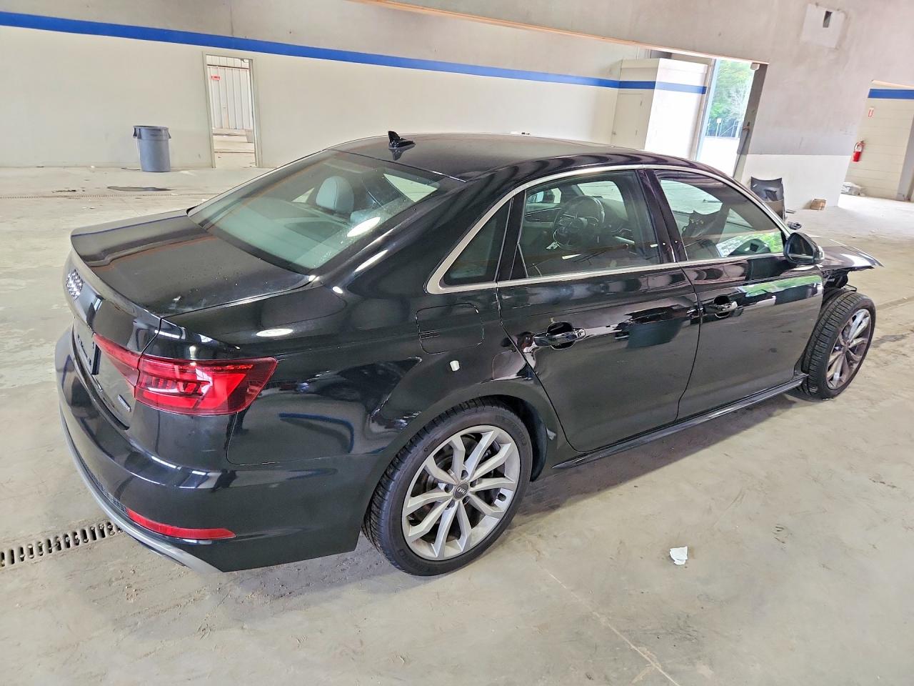 2019 AUDI A4 quattro Premium