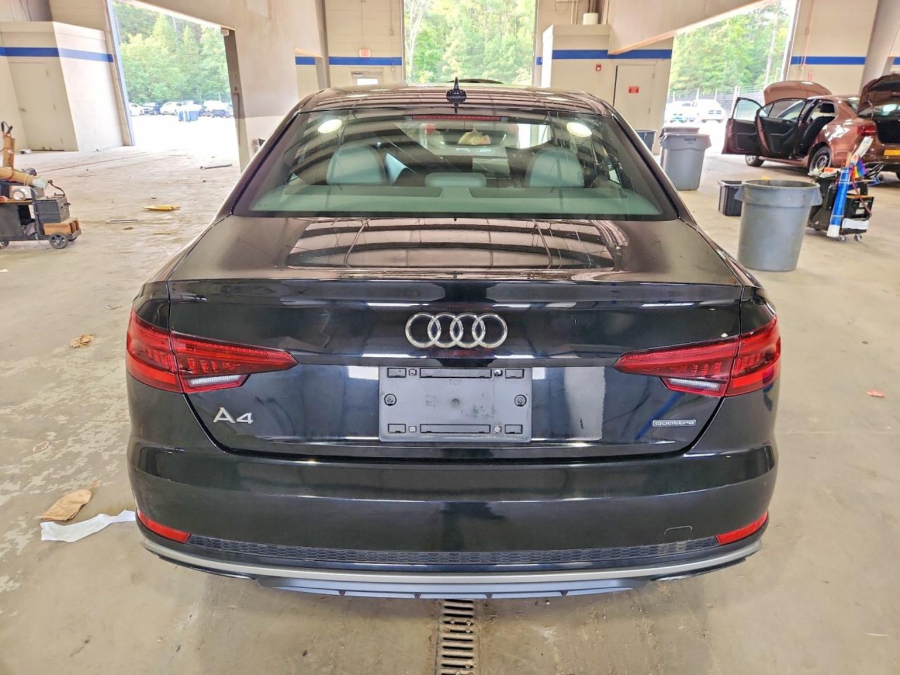 2019 AUDI A4 quattro Premium