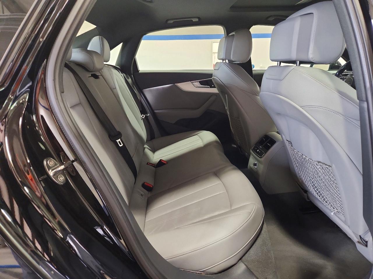 2019 AUDI A4 quattro Premium