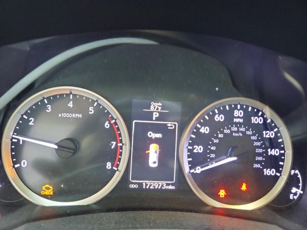 2016 LEXUS IS 200t