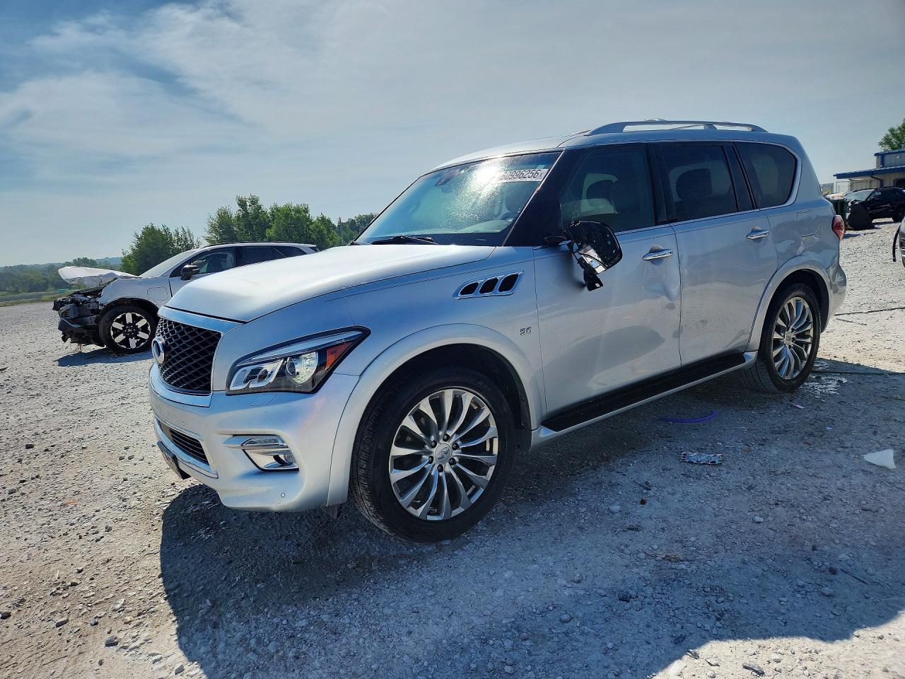 2017 INFINITI QX80