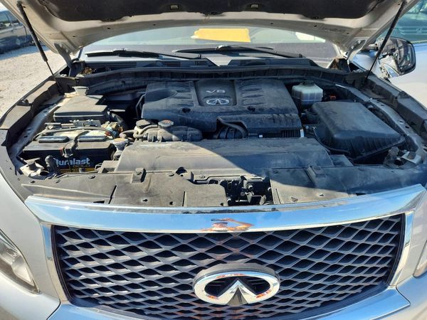 2017 INFINITI QX80