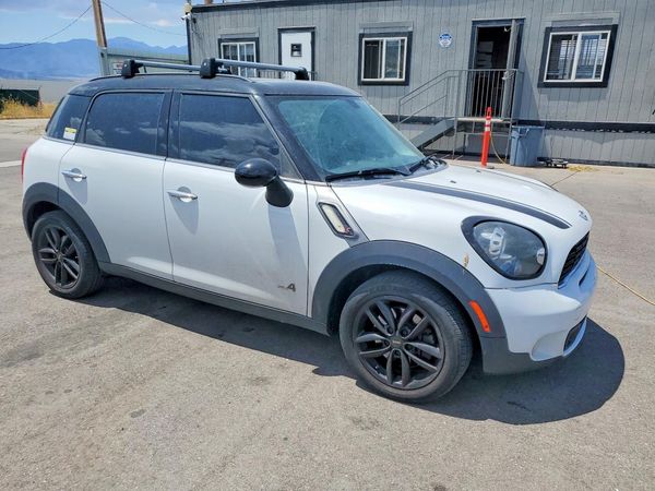 2014 MINI COOPER