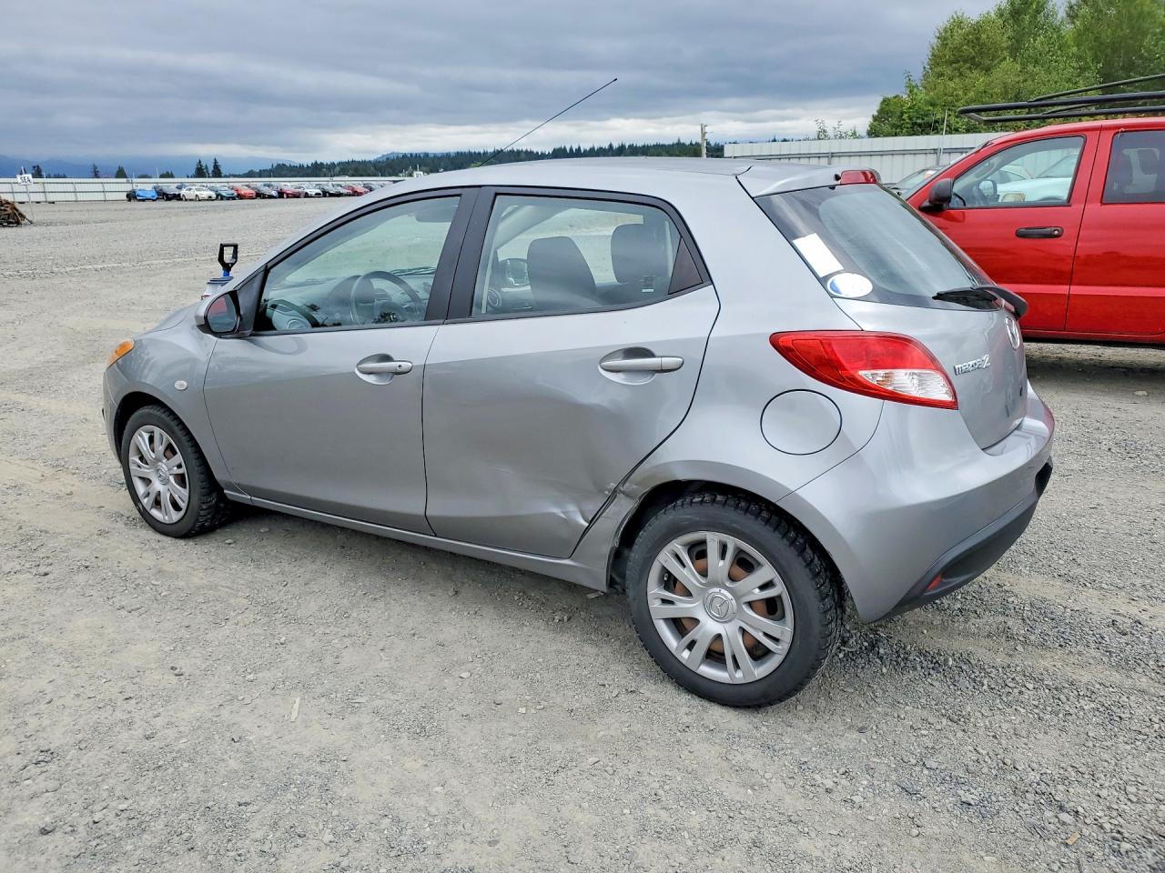 2013 MAZDA MAZDA2 Sport/GX