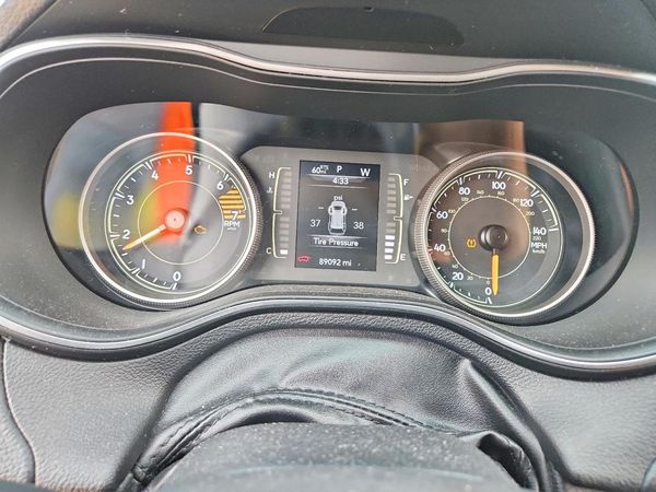 2019 JEEP CHEROKEE LATITUDE 4X4