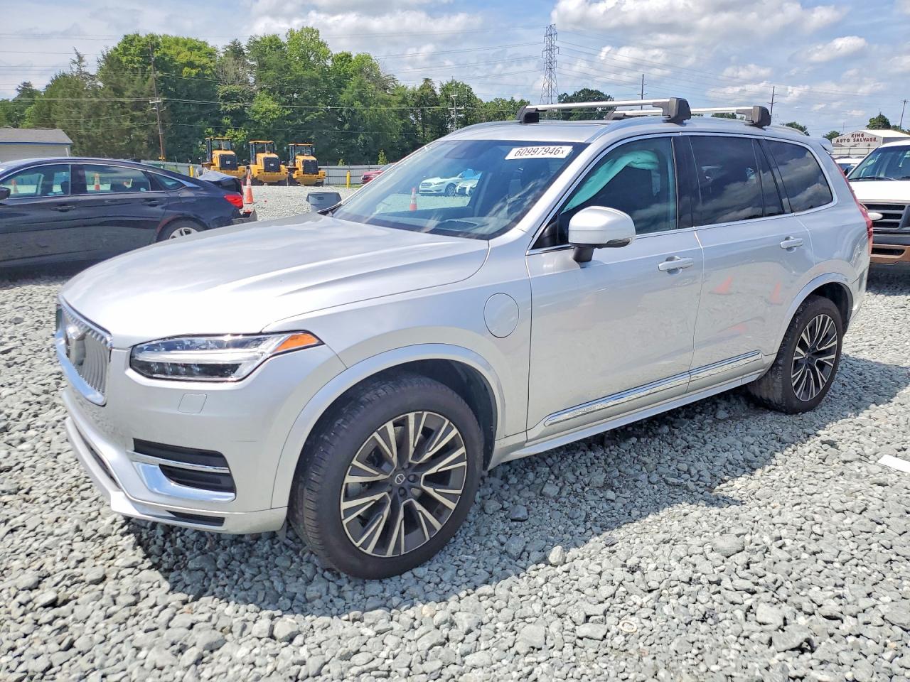 2022 VOLVO XC90