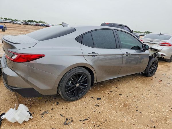 2026 TOYOTA CAMRY