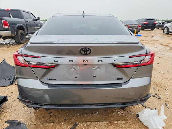 2026 TOYOTA CAMRY